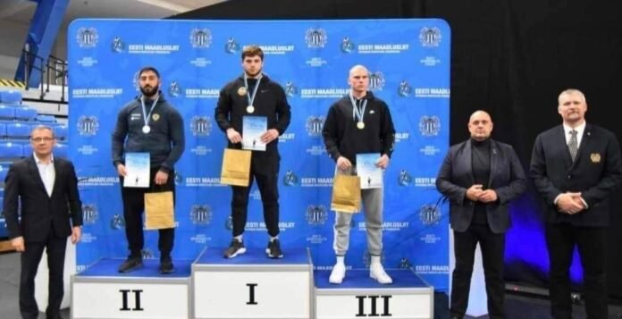 00493F77-3C3A-4741-A669-64A0A36B3799