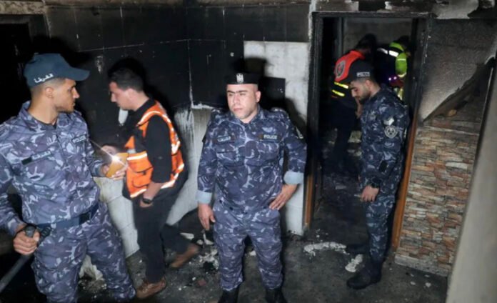 13D1C137-036C-4B71-8CDF-9288B7CBC8BC