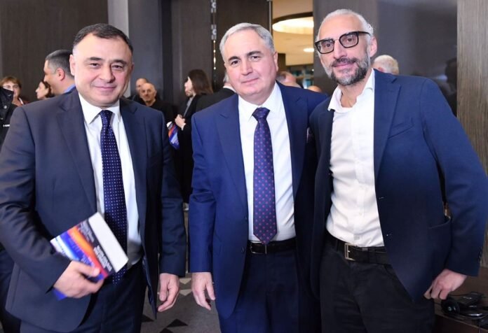 313493770_864970024940789_8444069427544314073_n