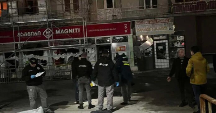 73868FFB-FC9E-4F09-A2EF-70CC84DCB4A5