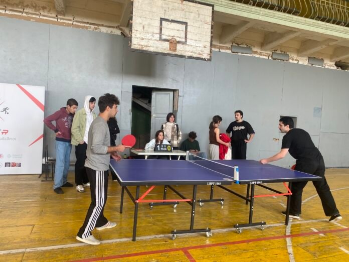 AF8C23DE-D46A-425C-9672-F6B8FD9AF95A