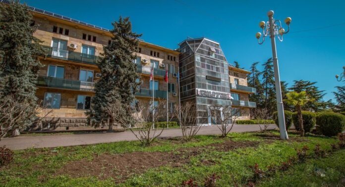 ბოლნისი