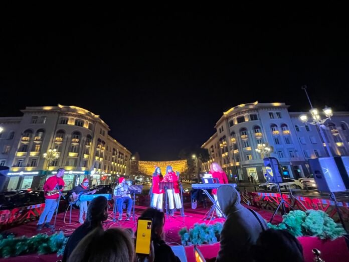 2E967A02-3D07-4EE8-A74B-1B308ACD5BCF