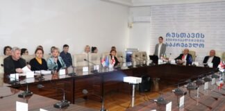 სამოქალაქო მოძრაობამ “გავიგუდეთ” რუსთავის საკრებულოში შეხვედრა გამართა