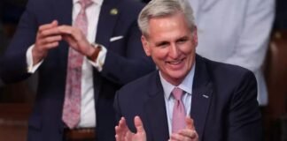 კევინ მაკკარტი აშშ-ის წარმომადგენელთა პალატის სპიკერად მე-15 მცდელობისას აირჩიეს