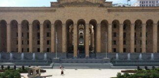 დღეს პარლამენტის შენობაში ვიზიტორებს შესვლა ეკრძალებათ