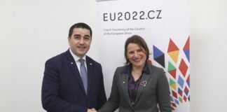 შალვა პაპუაშვილმა საფრანგეთის რესპუბლიკის ეროვნული ასამბლეის ვიცე-პრეზიდენტთან სამუშაო შეხვედრა გამართა