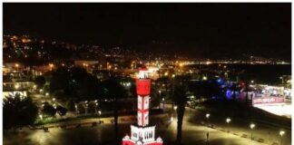 იზმირში „საათის კოშკი“ საქართველოს დროშის ფერებში განათდა