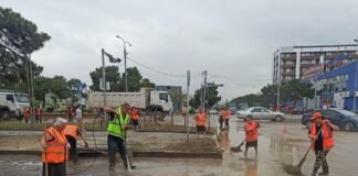 რუსთავში ძლიერი წვიმის შედეგად რამდენიმე ქუჩა დაიტბორა