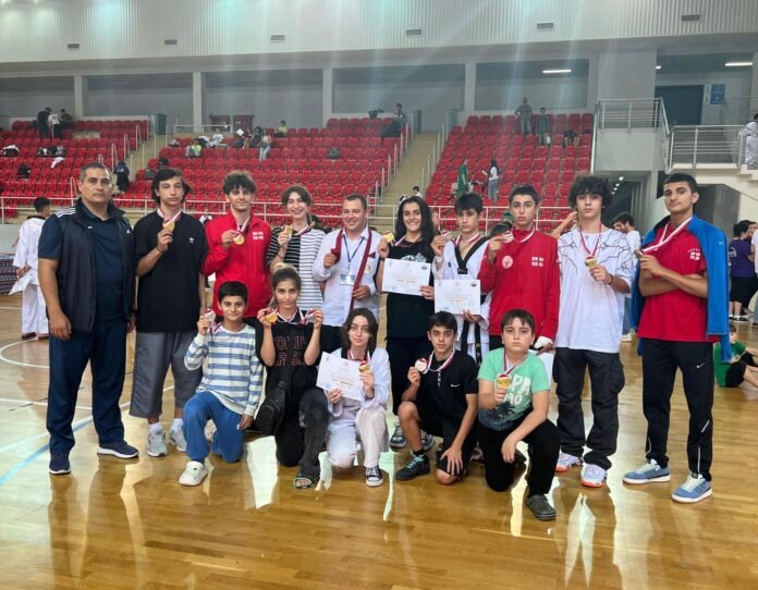 376676535_304867312258814_1961316464074917457_n