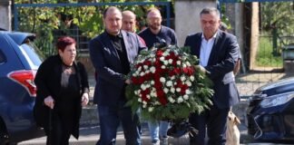 სოხუმის დაცემის დღესთან დაკავშირებით დავით შერაზადიშვილმა მემორიალი გვირგვინით შეამკო