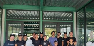 “ჯეოსთილის” წარმომადგენლებმა ნიჩბოსნებს სპორტისათვის საჭირო მოწყობილობა გადასცეს