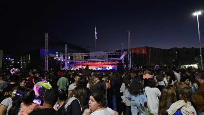 received_965401424571821