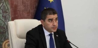 დეპუტატები „მინისტრის საათის“ და ინტერპელაციის ფორმატში მთავრობის წევრებს მოუსმენენ