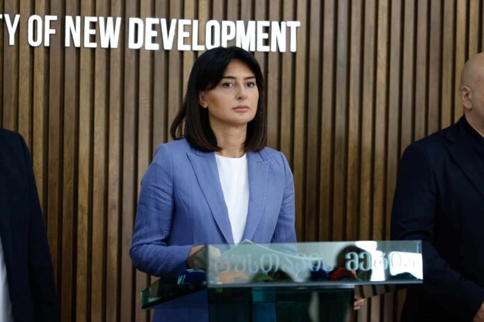 ნინო ლაცაბიძე