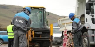 „რუსთავის წყალი“ აფხაზეთის ქუჩაზე წყალმომარაგების მაგისტრალურ ქსელებს აახლებს