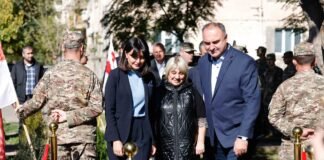 რუსთავში, სამშვიდობო მისიის დროს დაღუპული რუსთაველი ჯარისკაცის- მიხეილ ნარინდოშვილის მემორიალი გაიხსნა