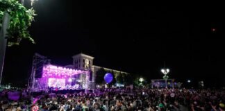 ,,რუსთავქალაქობა 2023“ რუსთავში, თავისუფლების მოედანზე ქართული მუსიკის კონცერტით აღინიშნა