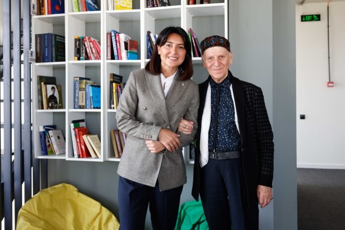 392939862_319842844002383_639210089780220980_n