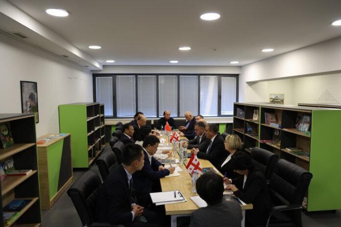 395304846_747306377436733_7770841480643711553_n