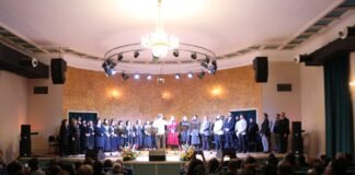 ზაქარია ფალიაშვილის სახელობის ხელოვნების სკოლის დარბაზში ქართული გალობის საღამო გაიმართა