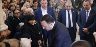 პრემიერ-მინისტრი აფხაზეთის ოკუპირებული ტერიტორიიდან გადმოსვენებული უგზო-უკვლოდ დაკარგული სამხედრო და სამოქალაქო პირების პანაშვიდს დაესწრო