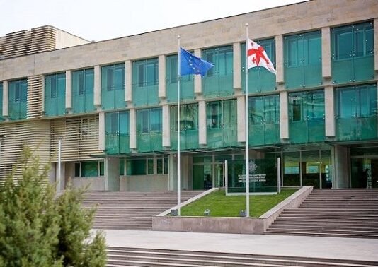 სუს-მა დიდი ოდენობით თაღლითობისა და თაღლითობის მცდელობის ფაქტზე, საქართველოს ხუთი და თურქეთის რესპუბლიკის ერთი მოქალაქე დააკავა