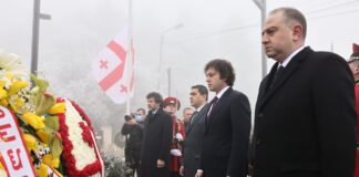ირაკლი კობახიძემ საბჭოთა ოკუპაციის დღესთან დაკავშირებით კოჯორში იუნკერთა მემორიალი გვირგვინით შეამკო