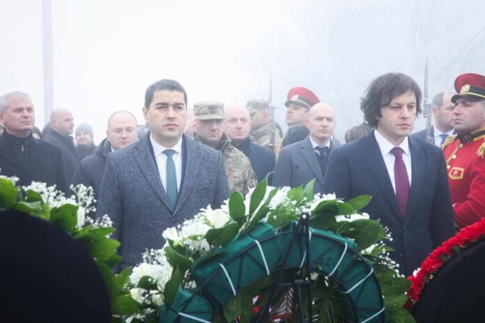 received_1422998168619538