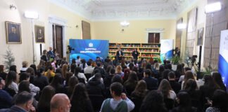 პრემიერ-მინისტრი ქუთაისის აკაკი წერეთლის სახელობის სახელმწიფო უნივერსიტეტში, რეგიონების უნივერსიტეტების სტუდენტებს შეხვდა