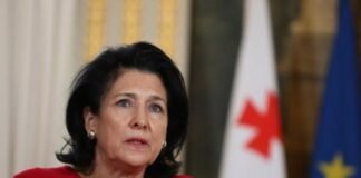 მივმართავ შინაგან საქმეთა მინისტრს, რომ დაუყოვნებლივ შეწყვიტოს მშვიდობიანი აქციის დარბევა – სალომე ზურაბიშვილი