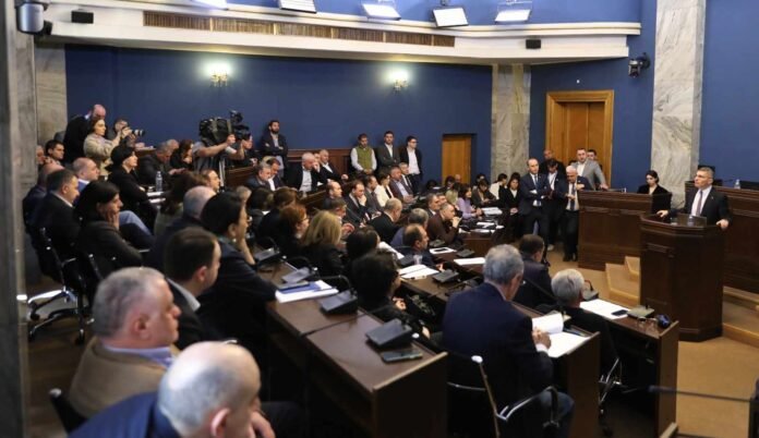 იურიდიული კომიტეტის სხდომ