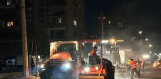 აფხაზეთის ქუჩაზე, ასფალტ-ბეტონის საფარის დაგება დაიწყო