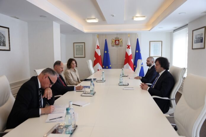 ირაკლი და ელჩები