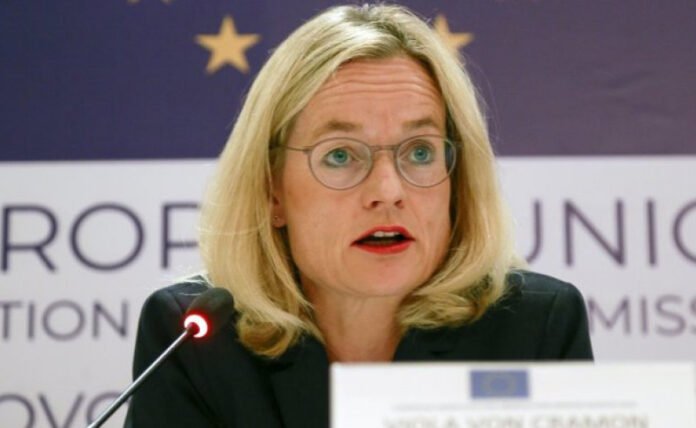 1616178176-viola-pon-kramoni-3