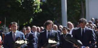 ირაკლი კობახიძემ ფაშიზმზე გამარჯვების 79-ე წლისთავთან დაკავშირებით, ვეტერანთა კულტურისა და დასვენების პარკში მელიტონ ქანთარიას ბიუსტი ყვავილებით შეამკო