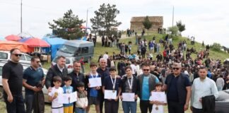 აპარნის წმინდა გიორგის სახელობის ტაძრის მიმდებარე ტერიტორიაზე სახალხო დღესასწაული „აპარნობა“ გაიმართა