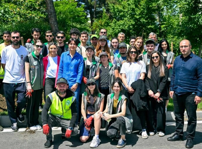 Messenger_creation_4fddd996-5a6b-4dd5-bd9e-8b0582351b39