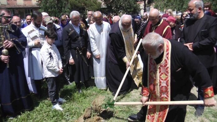 f3aaf865-b24e-4cea-9523-f6cc47d59f78