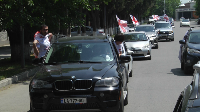 msvleloba gardabanshi.00_00_23_07.Still001