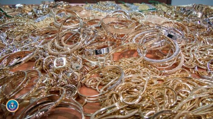 ოქროს-კონტრაბანდა