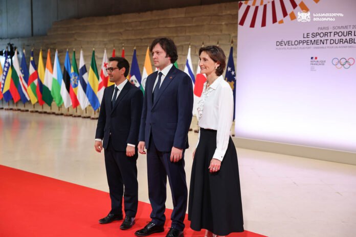 452877736_879399497554398_3109511852047693209_n