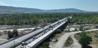 თბილისი-სენაკი-ლესელიძის საავტომობილო გზის მე-40 კმ-ზე სარეაბილიტაციო სამუშაოები დასრულდა და ავტოტრანსპორტის მოძრაობა ორივე ზოლზე აღდგენილია