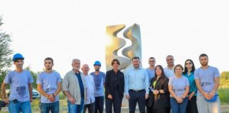 რუსთავში მოქანდაკეთა საერთაშორისო სიმპოზიუმის ფარგლებში შექმნილი სკულპტურების ქალაქში განთავსება დაიწყო