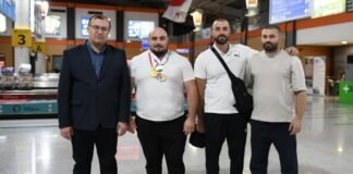 ქართველი სპორტსმენი თემურ სამხარაძე მსოფლიოს ჩემპიონატიდან სამშობლოში მოპოვებული ოთხი ოქროს მედლით დაბრუნდა