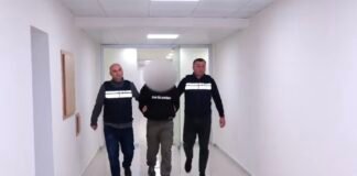 პოლიციელზე თავდასხმის ბრალდებით აქციის მონაწილე დააკავეს