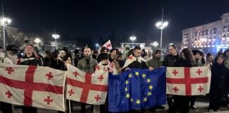 რუსთავში მეექვსე დღეა პროტესტი გრძელდება