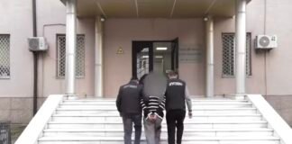 პოლიციამ ბათუმის ხელოვნების უნივერსიტეტის დეკანი და 4 სტუდენტი დააკავა