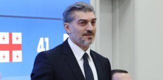 ალექსანდრ ვუჩიჩი მიხეილ ყაველაშვილს პრეზიდენტად არჩევას ულოცავს და სერბეთში ვიზიტით იწვევს