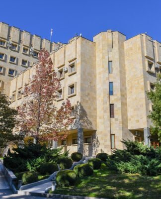 პროკურატურამ დუშეთის მუნიციპალიტეტში მომხდარი განზრახ მკვლელობის ფაქტზე დაკავებულს ბრალდება წარუდგინა